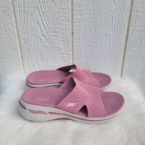 Skechers Women Go Walk Arch Fit Pink/mauve Slide Sandals size 12 comfort